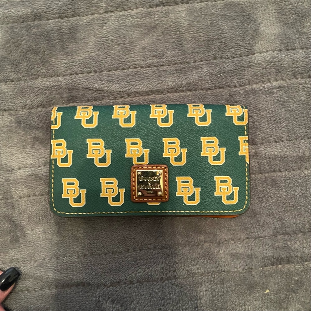 Dooney and Bourke Baylor Wallet